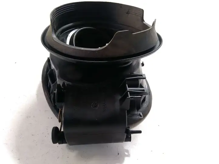 BMW 1 F20 F21 (2011 - 2019) 7238095 Крышка топливного бака — фото 4