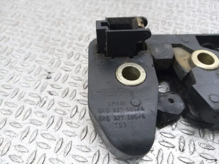 Seat Cordoba (6K) (1999 - 2002) Замок крышки багажника — фото 2
