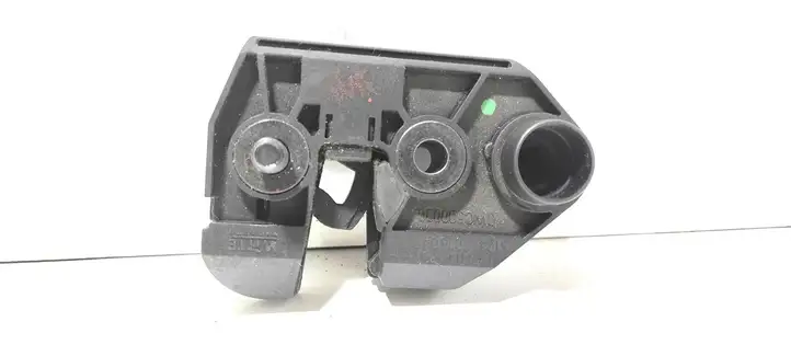 Land Rover Discovery (2004 - 2009)  51247016047 Замок задней крышки