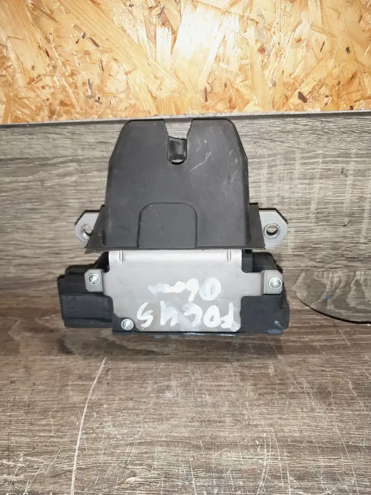 Ford Focus (2005 - 2008) 3M51R442A66AP Замок крышки багажника — фото 4