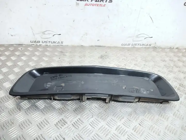Nissan Primera (2001 - 2008) 90810AU20 Подсветка номера — фото 2