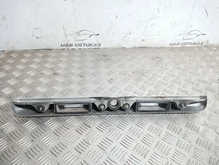 Opel Astra G (1998 - 2004) 90559299 Подсветка номера — фото 3