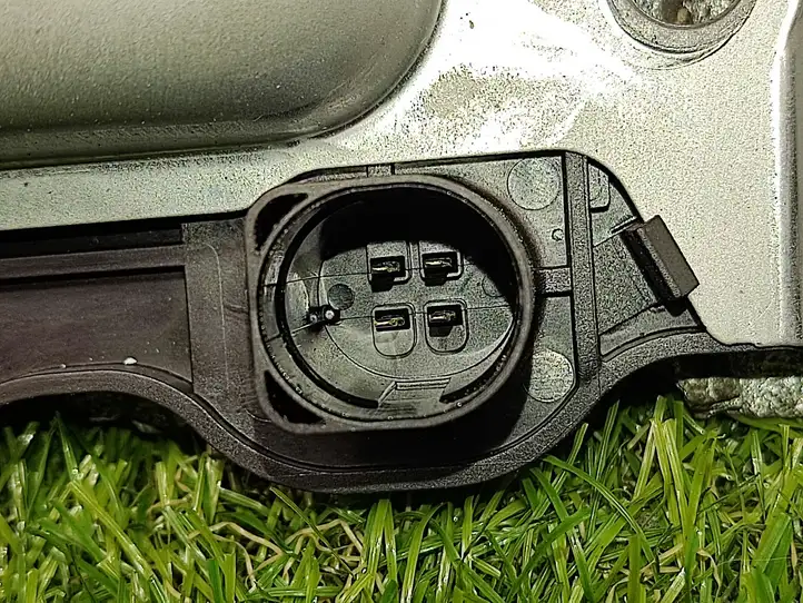 Volkswagen Jetta V (2005 - 2010) 1T0827574K Подсветка номера — фото 2