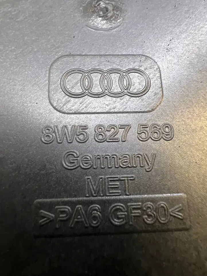 Audi A4 S4 B9 (2015 - 2019) 8W5827569 Держатель аварийного знака — фото 5