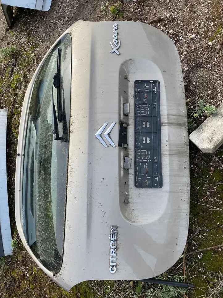 Citroen Xsara Picasso (1999 - 2012) Крышка багажника — фото 2