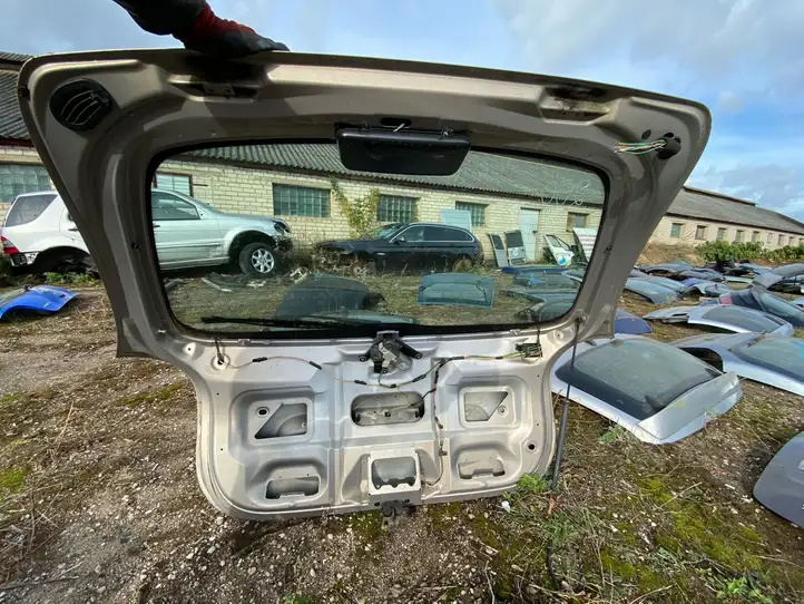 Citroen Xsara Picasso (1999 - 2012) Крышка багажника — фото 3