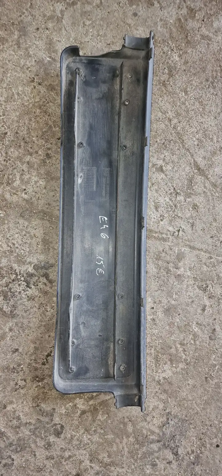 BMW 3 E46 (1998 - 2005) 51112492210 Рамка номерного знака — фото 3