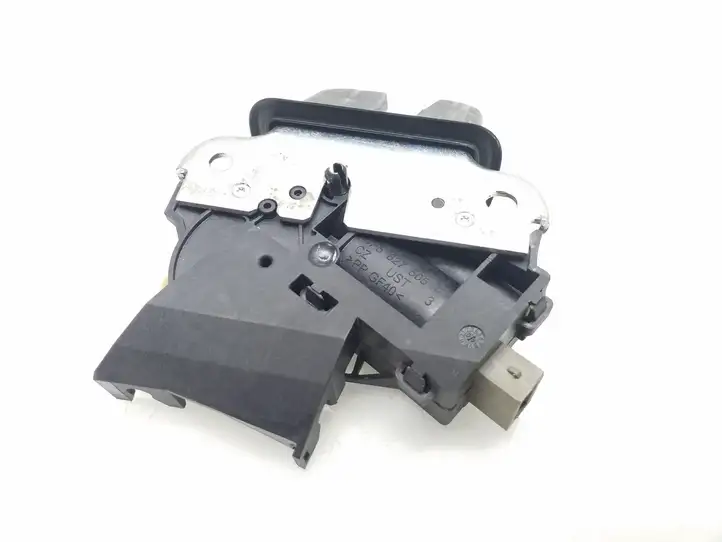 Seat Exeo (3R) (2008 - 2013) 4F5827505D Замок крышки багажника — фото 3