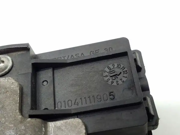 Ford Focus (2005 - 2008) 3M51R442A66CA Замок крышки багажника — фото 7