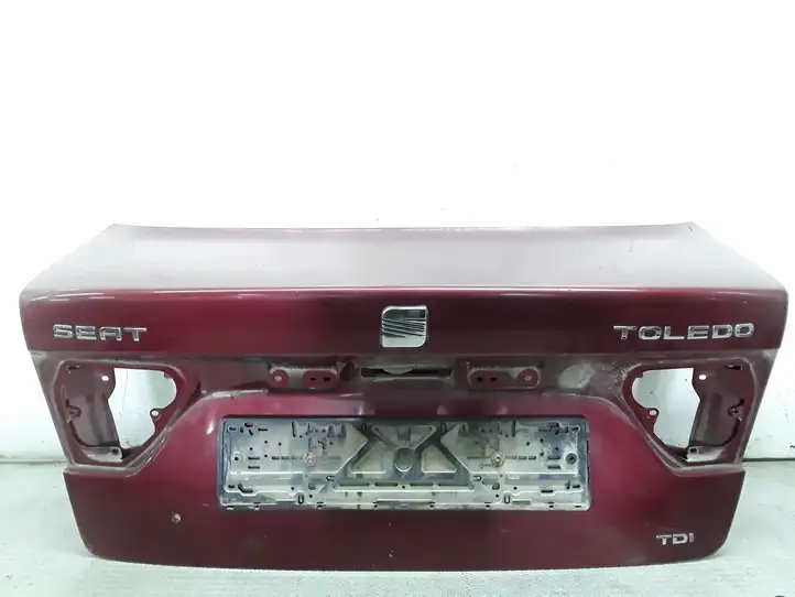 Seat Toledo II (1M) (1998 - 2006) Крышка багажника — фото 1