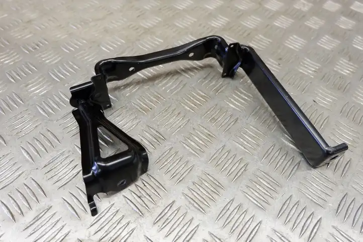Toyota Corolla E210 E21 (2018 - ) 7440402630 Держатель аккумулятора — фото 6