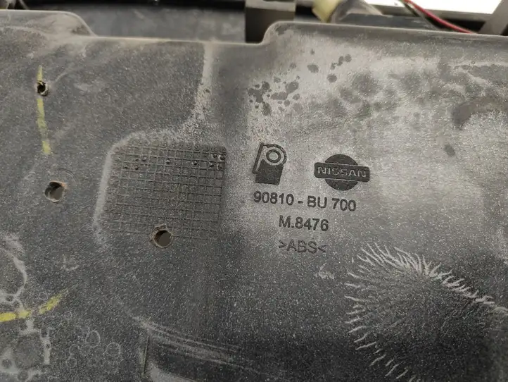 Nissan (2000 - 2006) 90810BU700 Подсветка номера — фото 7