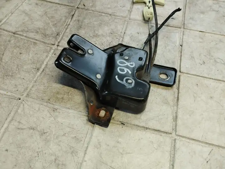 Ford Focus (2005 - 2008) 5S4AF43102BD Замок крышки багажника — фото 2