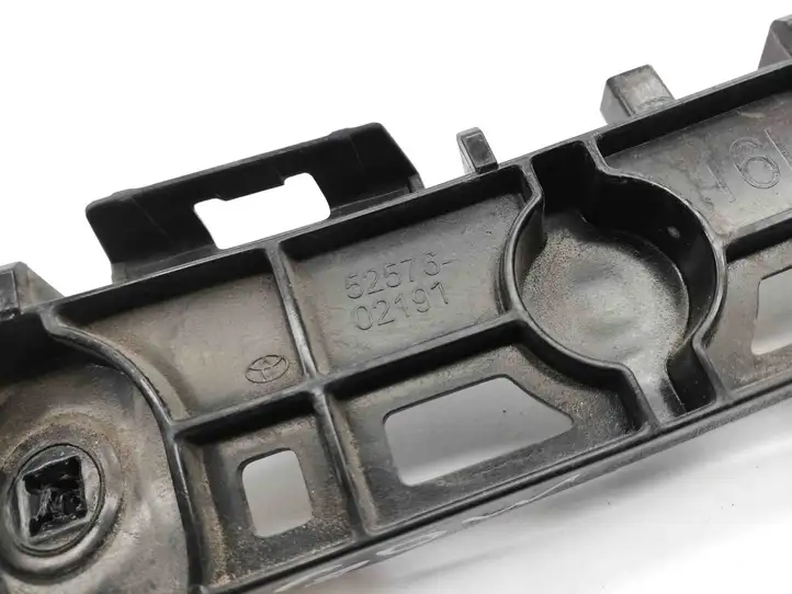 Toyota Corolla E210 E21 (2018 - ) 5257602191 Кронштейн угловой части бампера — фото 3