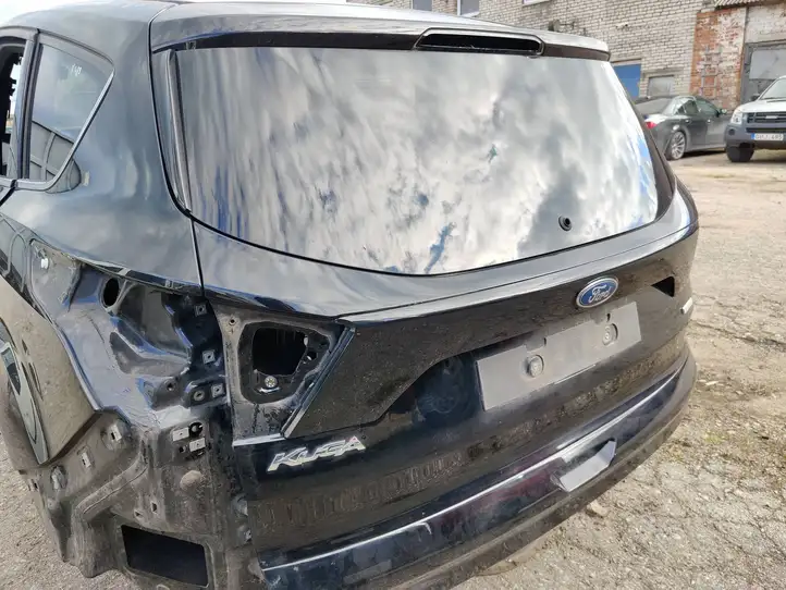 Ford Kuga II (2013 - 2019) Крышка багажника — фото 4