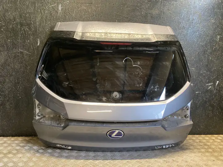 Lexus UX (2020 - ) Крышка багажника — фото 1
