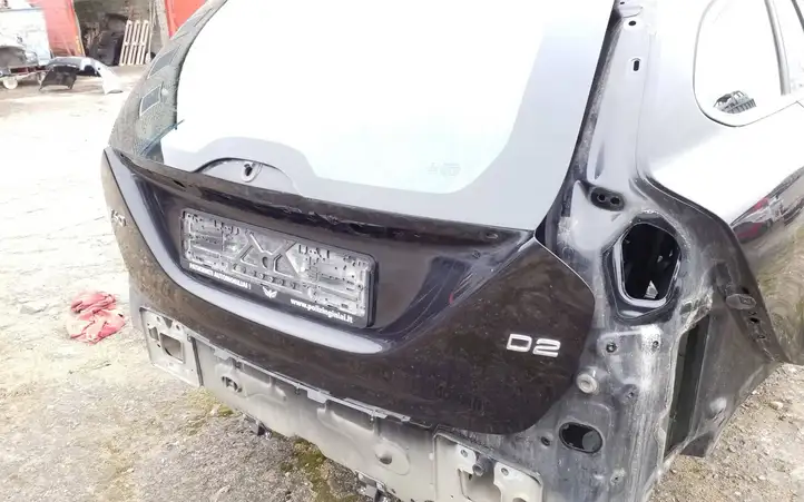 Volvo V60 (2013 - 2018) Крышка багажника — фото 3