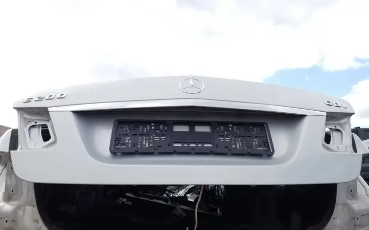 Mercedes-Benz E W212 (2009 - 2016) Крышка багажника — фото 2