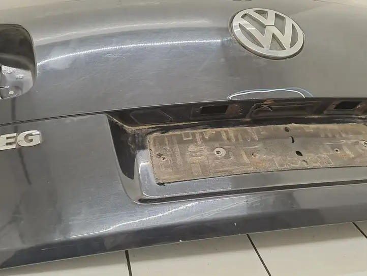 Volkswagen Touareg I (2002 - 2010) 7L6827219 Крышка багажника — фото 26