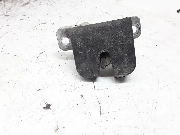 Seat Ibiza III (6L) (2002 - 2008) 6L6827505A Замок крышки багажника — фото 1