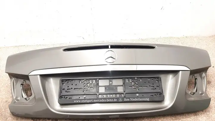 Mercedes-Benz E C207 W207 (2009 - 2017) Крышка багажника — фото 3