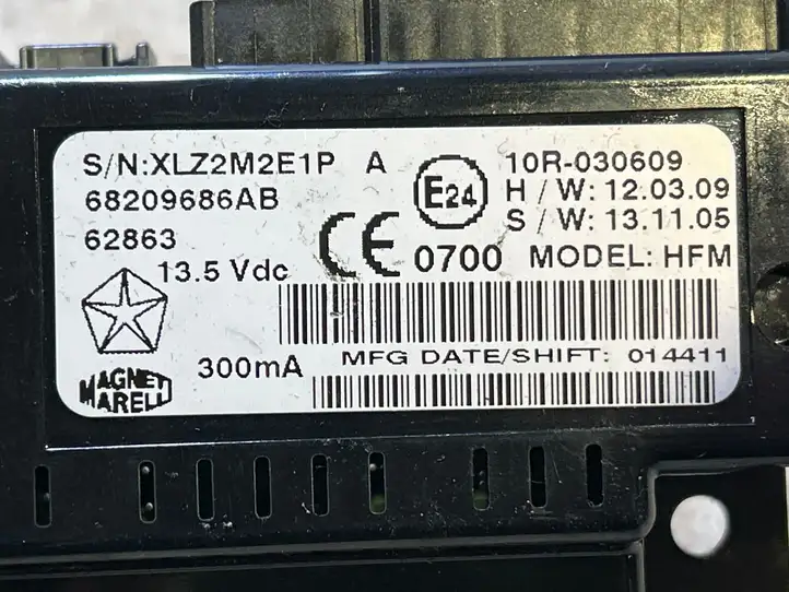 Chrysler 300C (2011 - 2014) 68209686AB Bluetooth модуль — фото 3