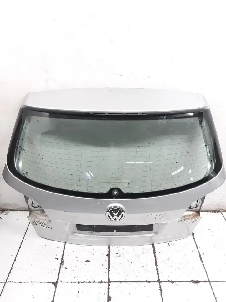 Volkswagen Golf Plus (2004 - 2008) Крышка багажника — фото 1