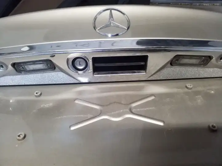 Mercedes-Benz CLS C219 (2003 - 2011) Крышка багажника — фото 6
