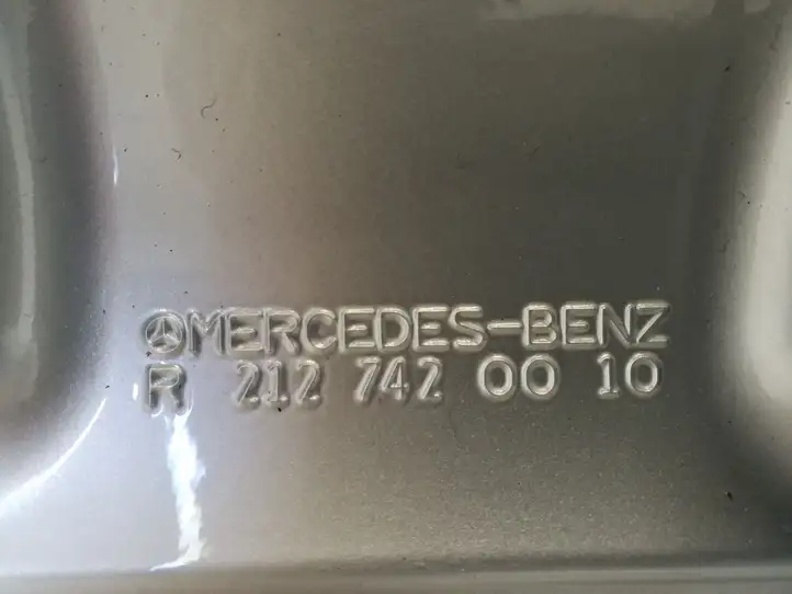 Mercedes-Benz E W212 (2009 - 2016) A2127400010 Крышка багажника — фото 4