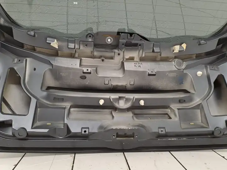Renault Laguna III (2007 - 2015) 901220002R Крышка багажника — фото 28