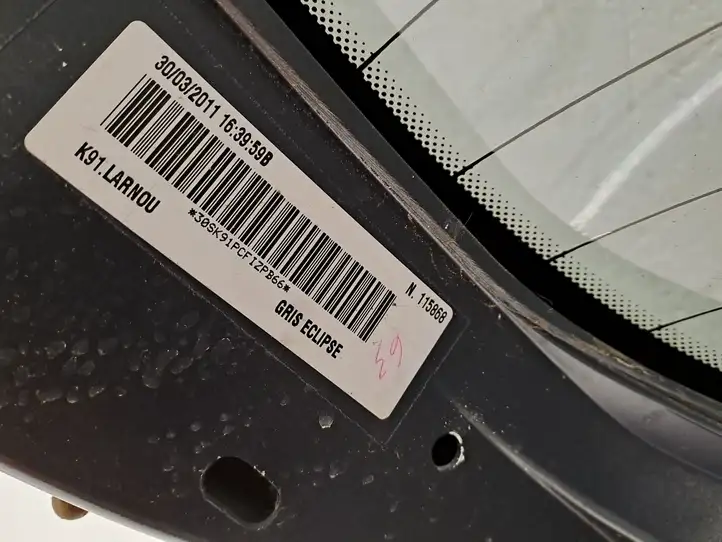 Renault Laguna III (2007 - 2015) 901220002R Крышка багажника — фото 30