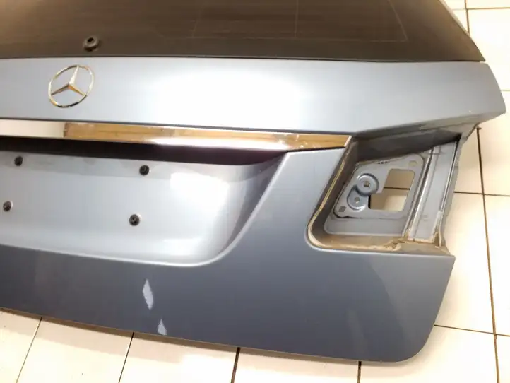 Mercedes-Benz E W212 (2009 - 2016) R2127420010 Крышка багажника — фото 10