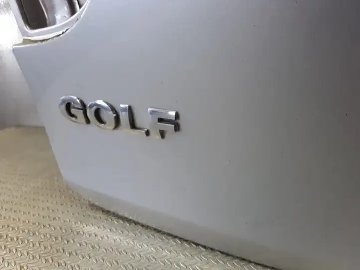 Volkswagen Golf V (2003 - 2009) 1K6827159 Крышка багажника — фото 2
