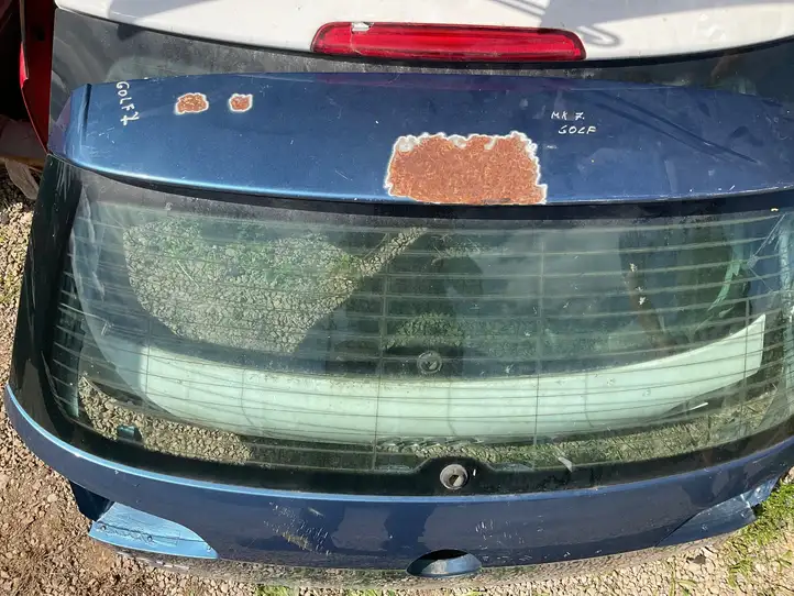 Volkswagen Golf VII (2013 - 2019) Крышка багажника — фото 4