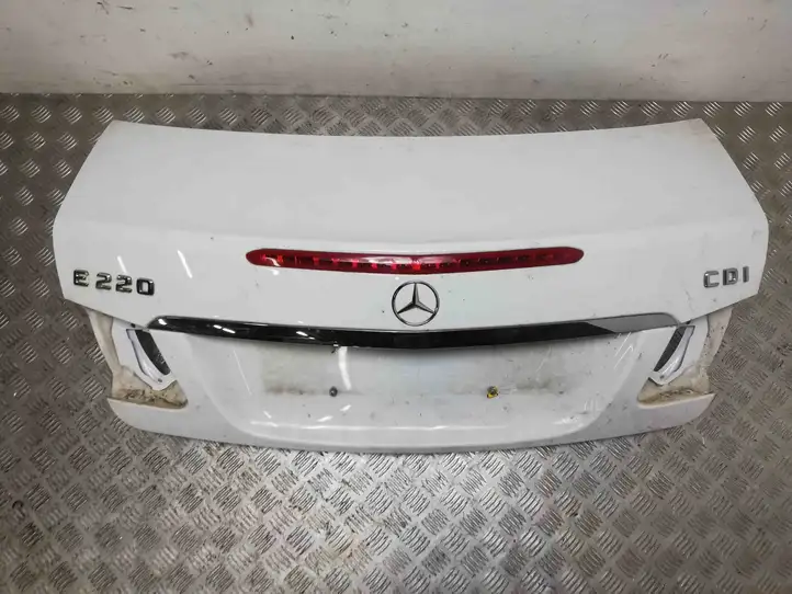 Mercedes-Benz E A207 (2010 - 2017) Крышка багажника — фото 1