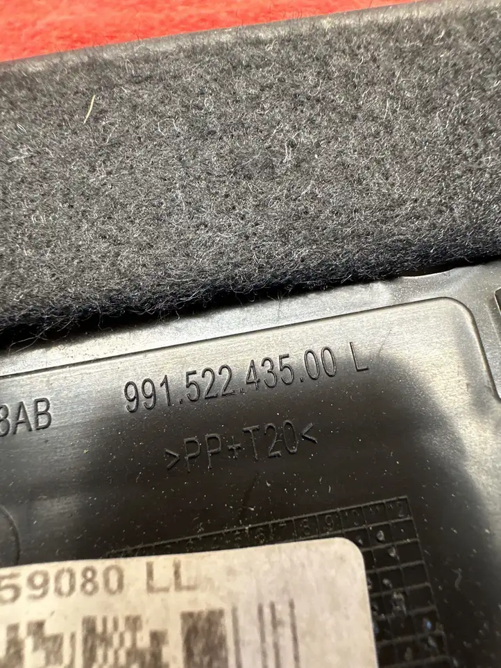 Porsche 911 991 (2011 - 2019) 99152243500 Заглушка ISOFIX — фото 3