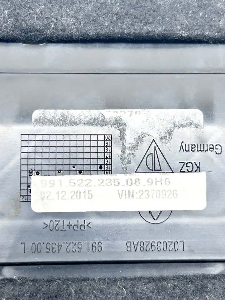 Porsche 911 991 (2011 - 2019) 99152243500 Заглушка ISOFIX — фото 7