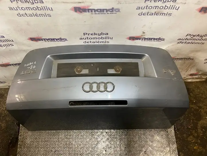 Audi A4 S4 B8 8K (2007 - 2011) Крышка багажника — фото 3