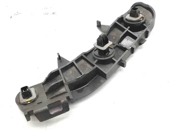 Toyota Avensis T270 (2012 - 2015) 5257805020 Кронштейн угловой части бампера — фото 3