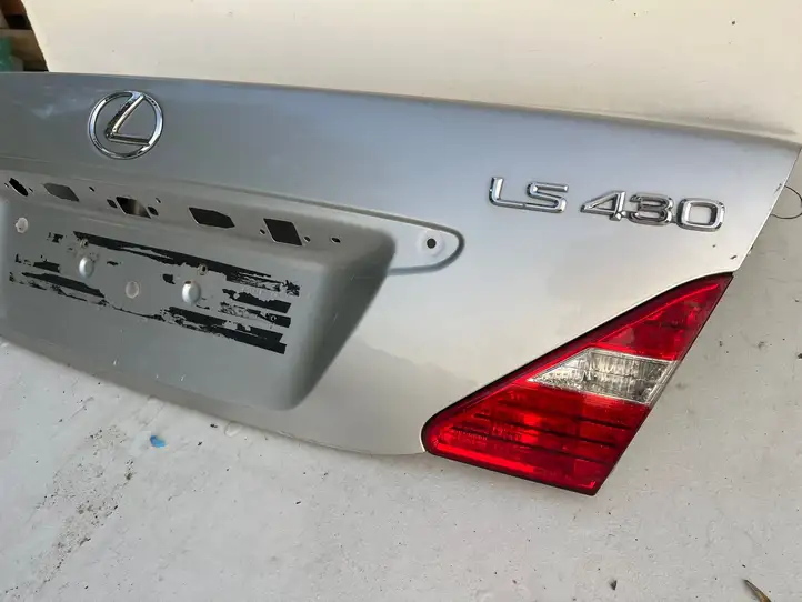 Lexus LS 430 (2003 - 2006) Крышка багажника — фото 2