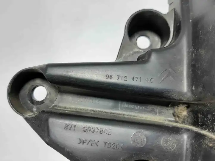 Citroen C4 (2011 - 2016) 9671247180 Кронштейн угловой части бампера — фото 4