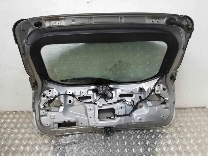 Nissan Qashqai (2013 - 2017) Крышка багажника — фото 4