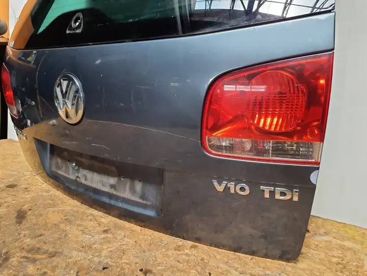 Volkswagen Touareg I (2002 - 2010) Крышка багажника — фото 3