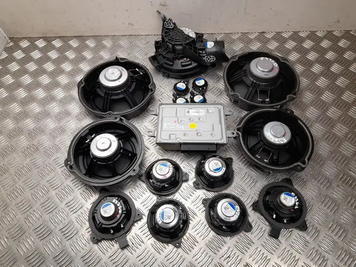 Audi A3/S3 8Y (2020 - ) 8Y0035465A Усилитель звука — фото 4