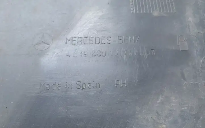 Mercedes-Benz Vito Viano W639 (2003 - 2010) A6398801771 Угловая часть заднего бампера — фото 3