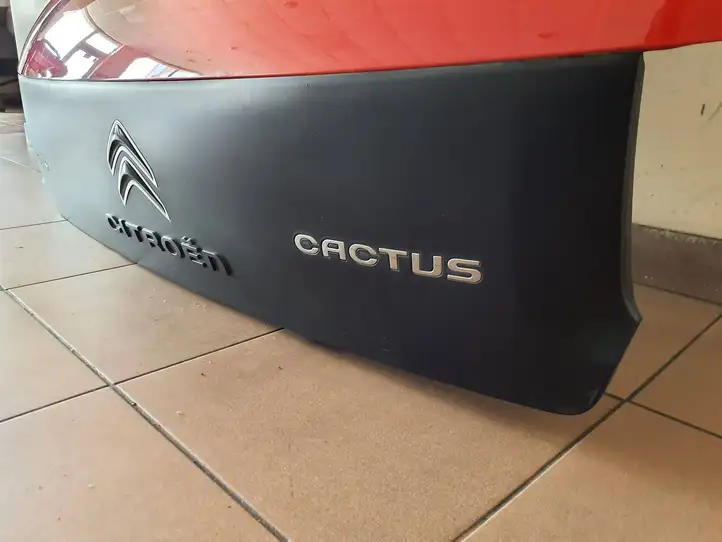 Citroen C4 Cactus (2017 - ) Крышка багажника — фото 5