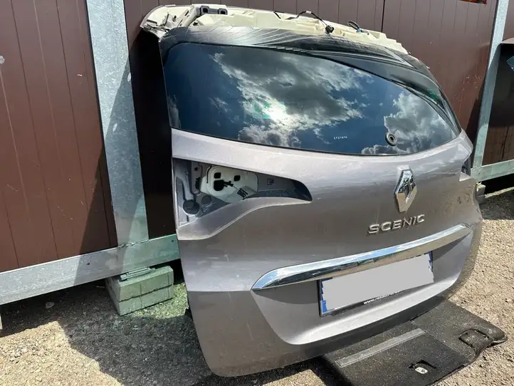 Renault Scenic IV - Grand scenic IV (2016 - ) Крышка багажника — фото 3