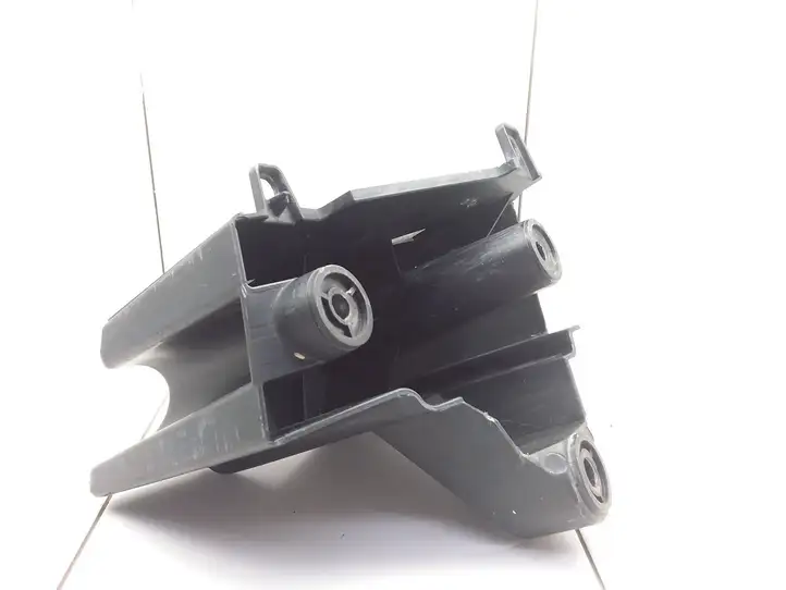 Citroen C4 (2004 - 2008) 9650693680 Кронштейн угловой части бампера — фото 2