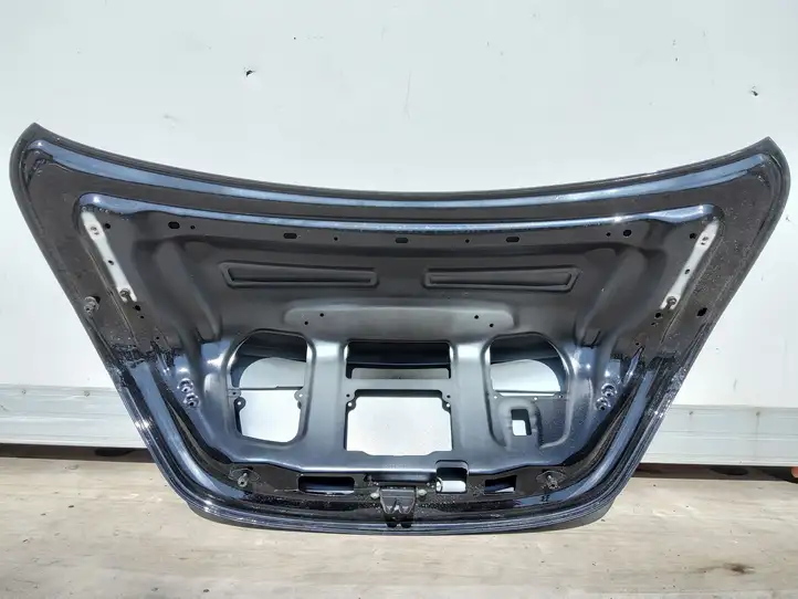 Mercedes-Benz C W205 (2014 - 2021) Крышка багажника — фото 4