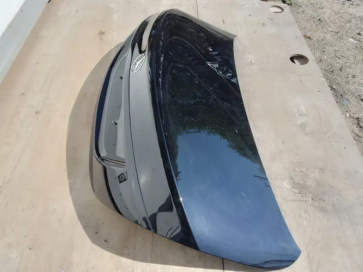 Mercedes-Benz C W205 (2014 - 2021) Крышка багажника — фото 5